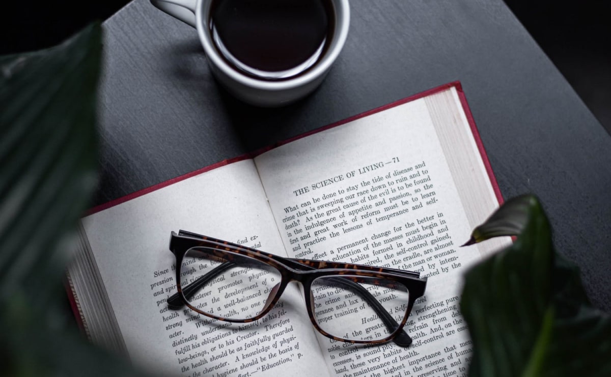 ویژگی های خلاقانه Books Blog Img 5